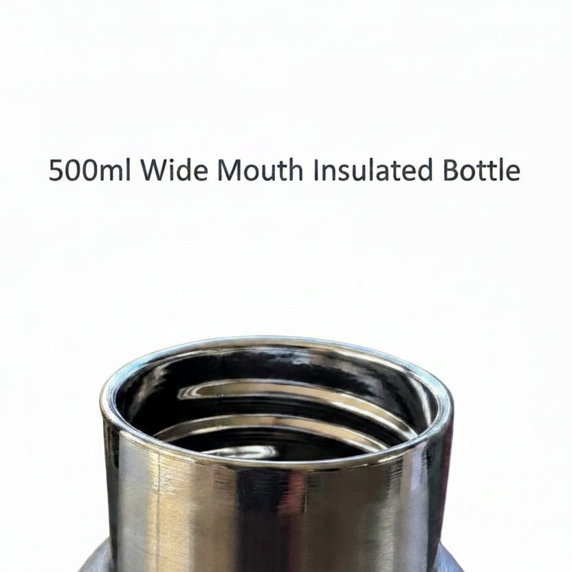 Macro shot of the thick double wall rim and leakproof threading of the 500ml bottle.